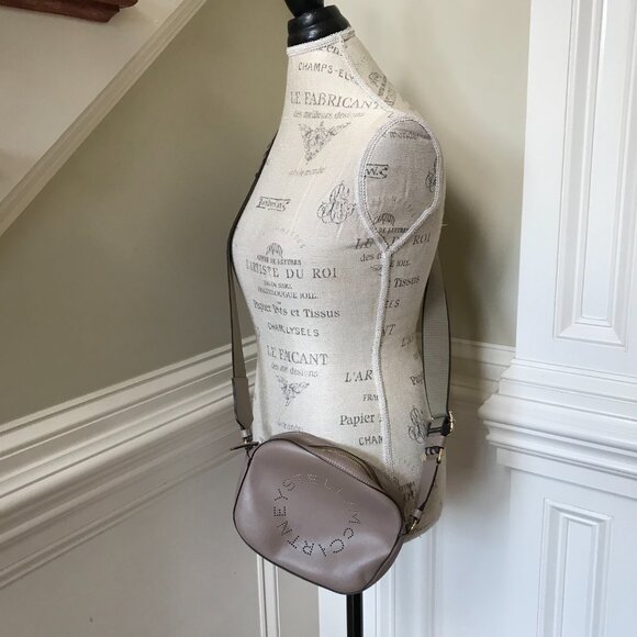 Stella McCartney Logo Camera Bag Crossbody Purse Womens Moss Taupe Vegan Leather - Picture 15 of 16